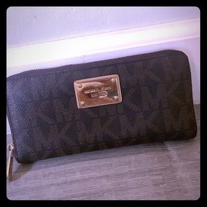 Michael Kors wallet